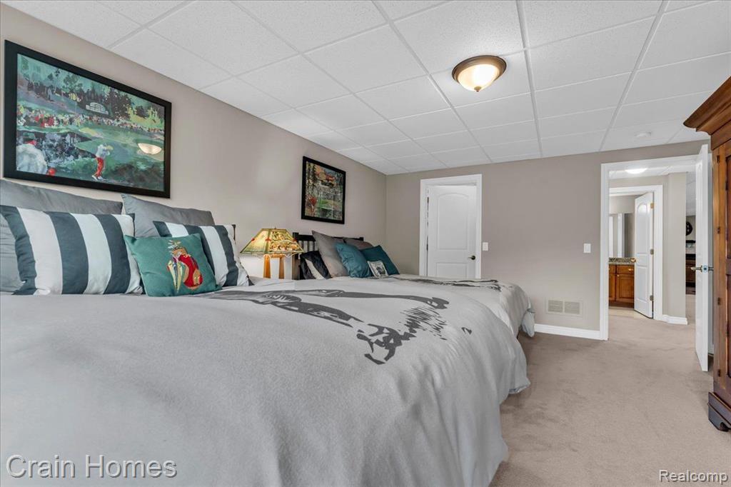 5808 KNOB HILL Circle, Clarkston, MI 48348 — Photo 31