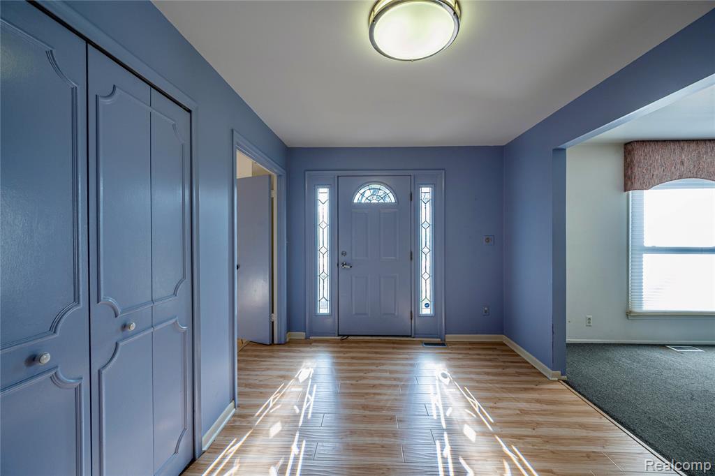 21660 Riverview Drive, Beverly Hills, MI 48025 — Photo 34