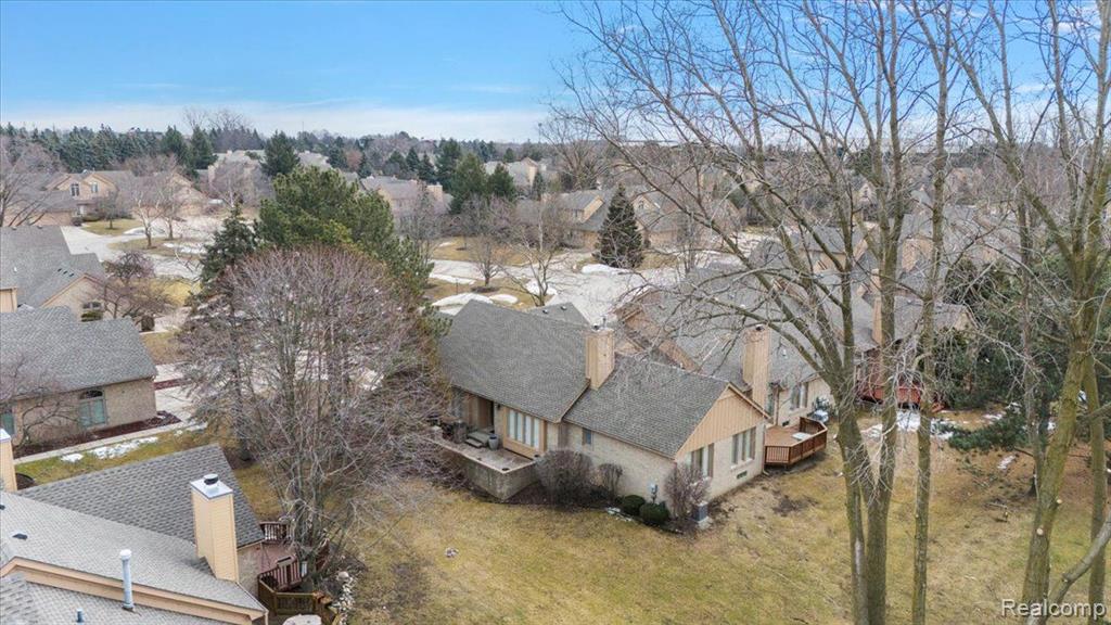 5853 Dawn Ridge Drive, Troy, MI 48098 — Photo 10