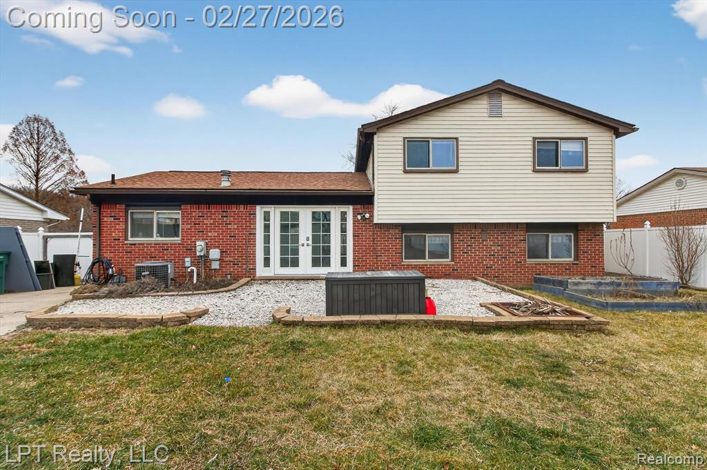 22507 Doncaster Avenue, Brownstown, MI 48193 — Photo 41