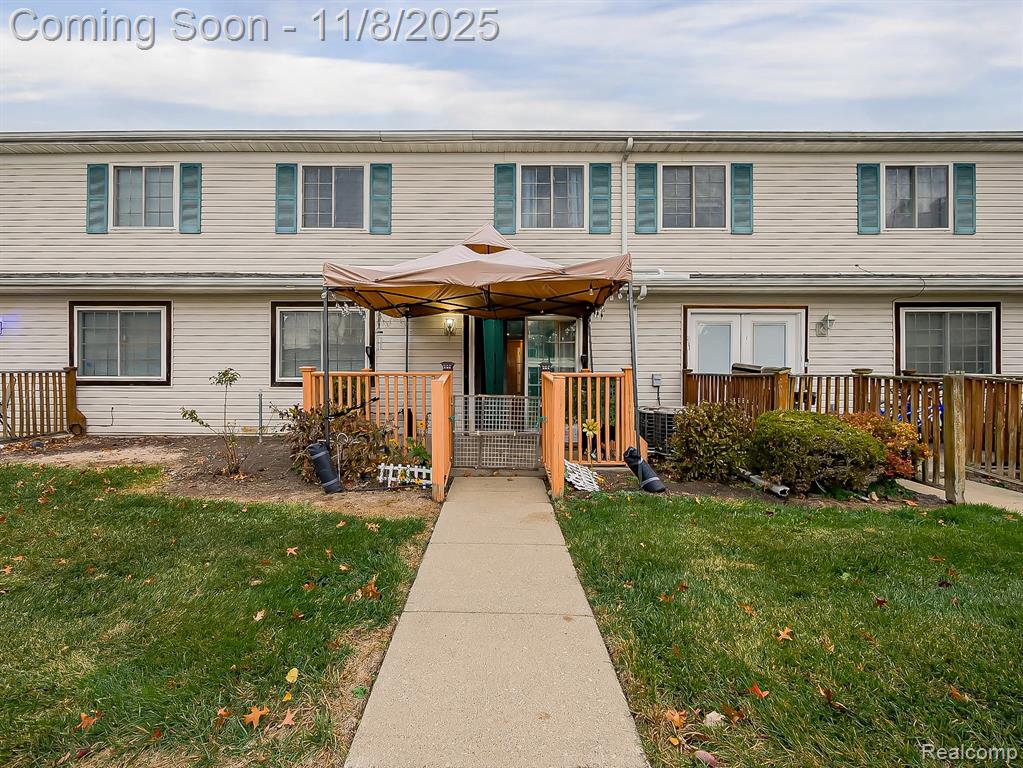 16513 Terrace Village Drive, Taylor, MI 48180 — Photo 27