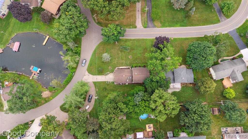 2289 Paulette Drive, Wolverine Lake, MI 48390 — Photo 58