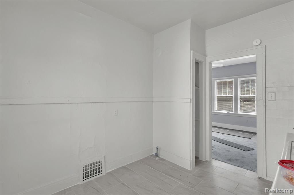 3945 Lenox Street, Detroit, MI 48215 — Photo 16