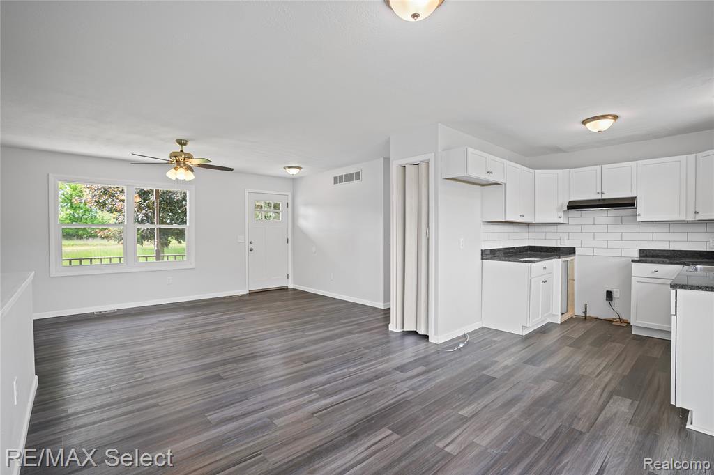 4176 Tyrell Road, Owosso, MI 48867 — Photo 11