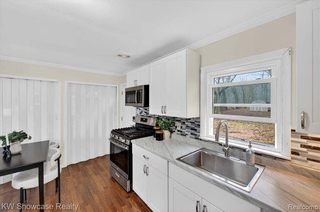901 N Hix Road, Westland, MI — Photo 12