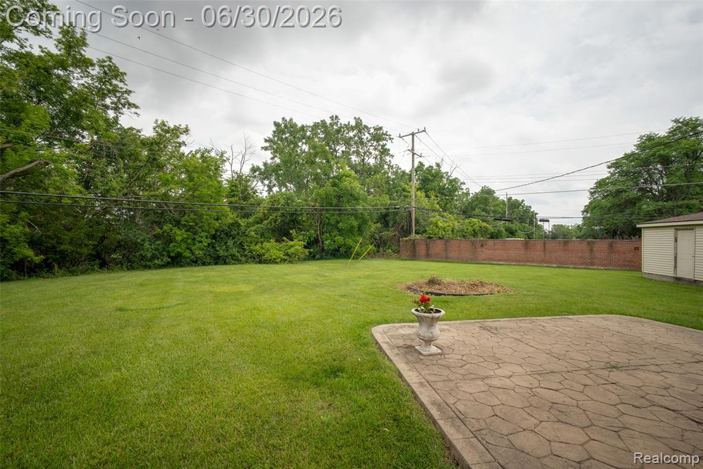 16944 Hans Court, Fraser, MI 48026 — Photo 22