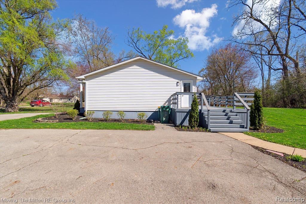5885 JUSTINE Street, Van Buren, MI 48111 — Photo 42