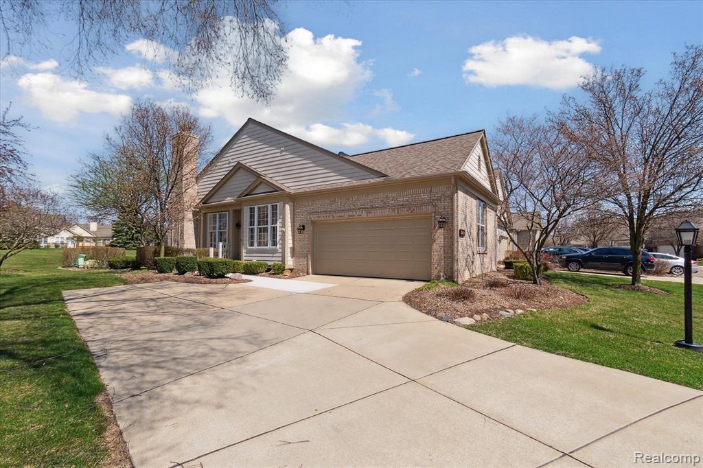 39472 EDGEWATER Drive, Northville, MI 48168 — Photo 3