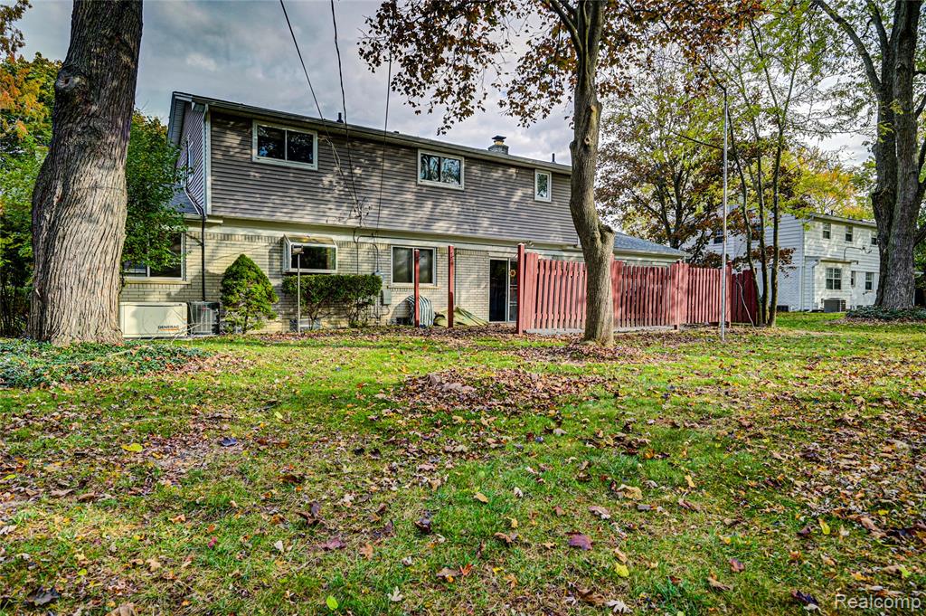 4435 Westover Drive, West Bloomfield, MI 48323 — Photo 59
