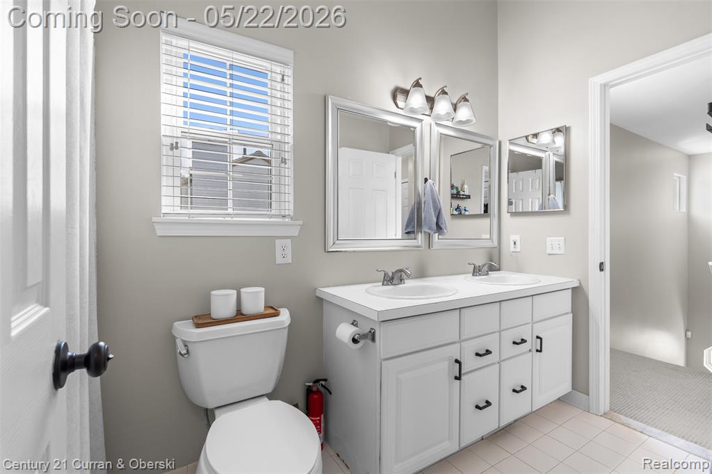 931 S Parkwood Drive, South Lyon, MI 48178 — Photo 23
