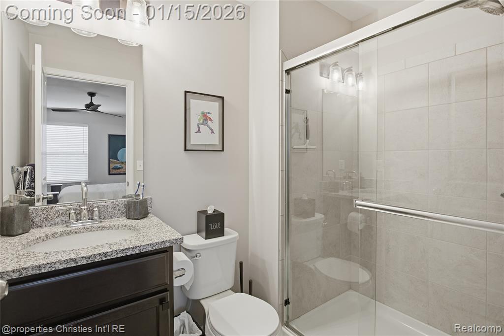 401 Jeff Keeton Drive, Hazel Park, MI 48030 — Photo 16