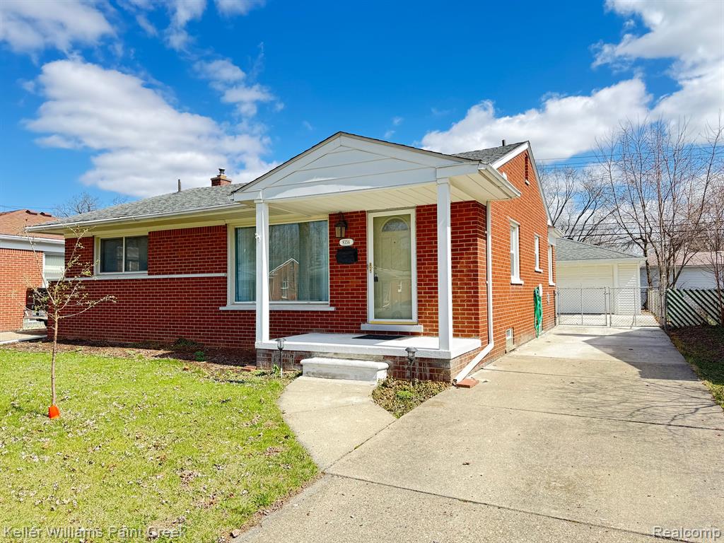 8356 ARNOLD Street, Dearborn Heights, MI 48127 — Photo 2