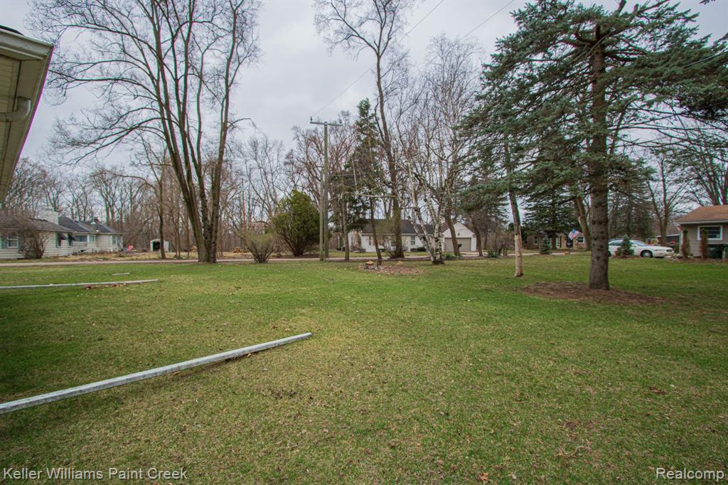 49525 SHELBY Road, Shelby Twp, MI 48317 — Photo 40
