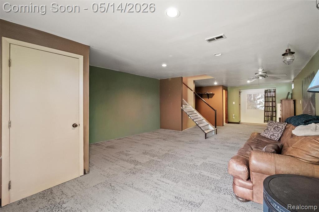 3469 Taylor Court, Auburn Hills, MI 48326 — Photo 18