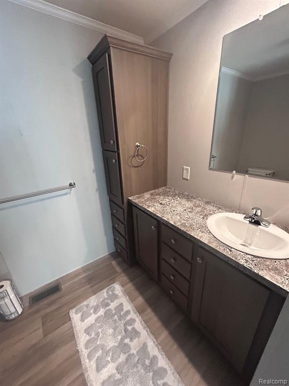 6103 LAKESHORE #54 Road, Lexington, MI 48450 — Photo 10