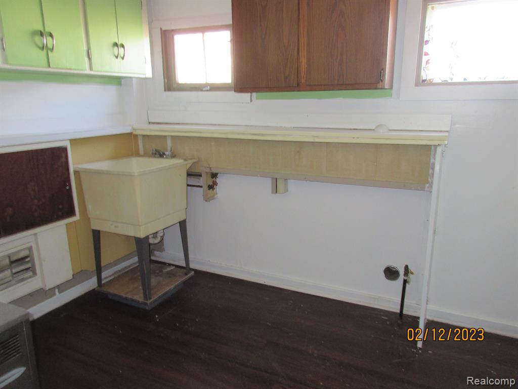 7283 FORD Avenue, Warren, MI 48091 — Photo 9