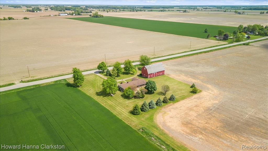 7247 N State Road, Owosso, MI 48867 — Photo 39
