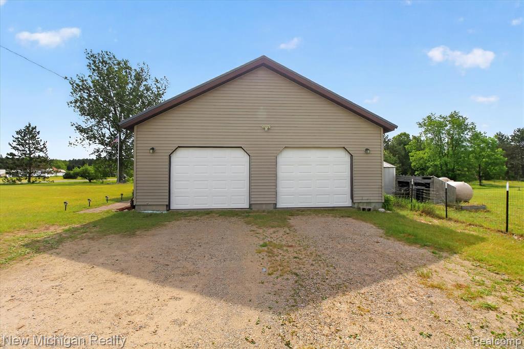 22623 11 Mile Road, Reed City, MI 49677 — Photo 40