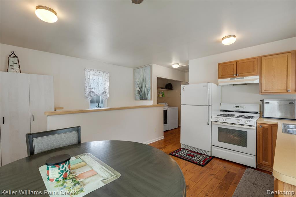 90 Mill Street, Lapeer, MI 48446 — Photo 17