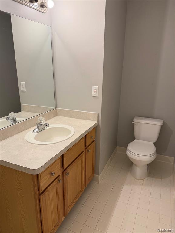 56567 Scotland Boulevard, Utica, MI 48316 — Photo 16