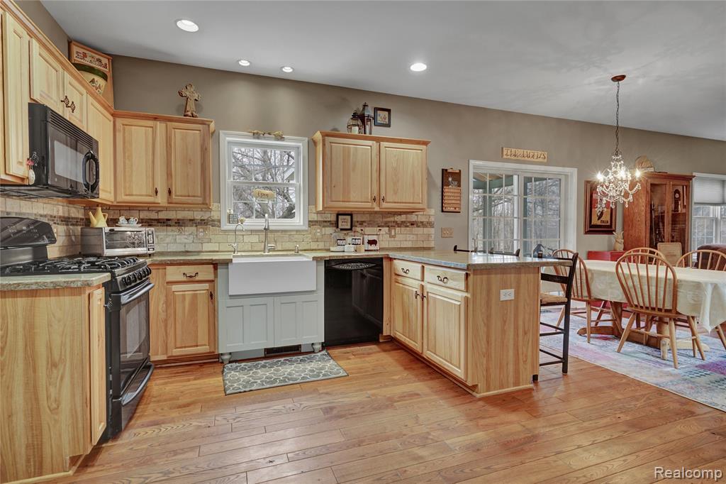 3690 Brauer Road, Oxford, MI 48371 — Photo 18