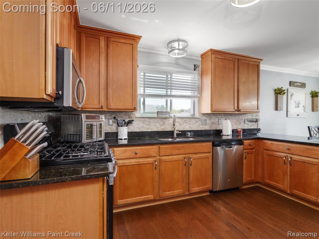 52359 Fox Pointe Drive, New Baltimore, MI 48047 — Photo 6