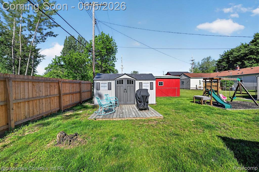 39185 Chase Street, Romulus, MI 48174 — Photo 26