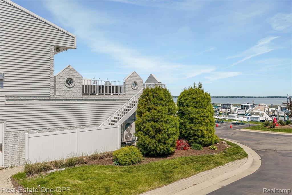 46 Evergreen Drive, 1, Harrison Township, MI — Photo 51