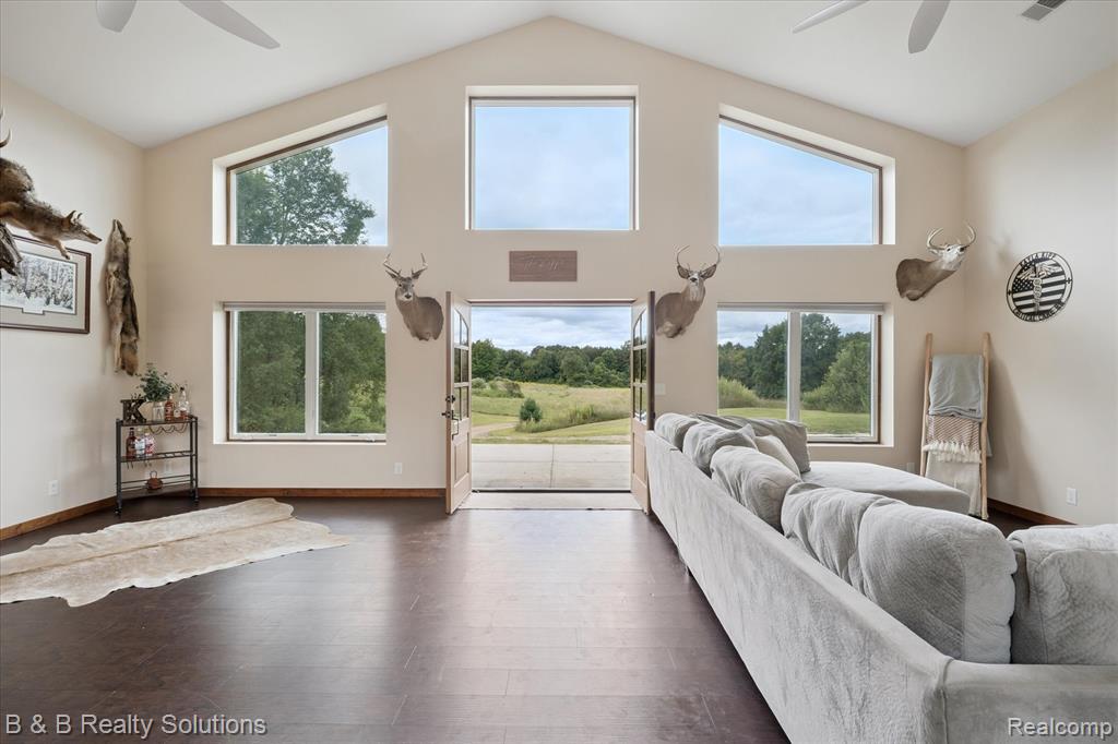 6318 Clear Lake Road, Imlay City, MI 48444 — Photo 6