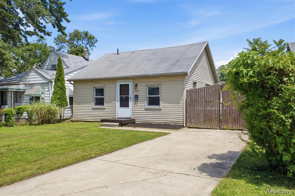 5921 Oldham Street, Taylor, MI 48180 — front exterior