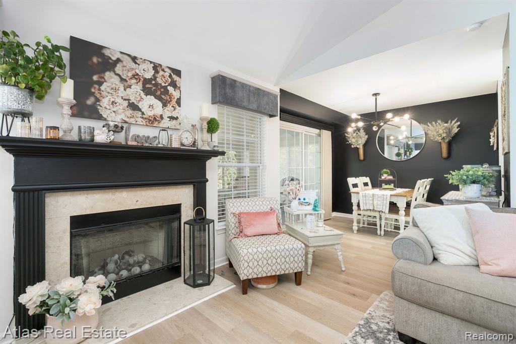 5864 Augusta Lane, Grand Blanc, MI 48439 — Photo 18