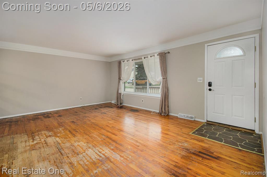 12161 Della Drive, Brighton, MI 48114 — Photo 10