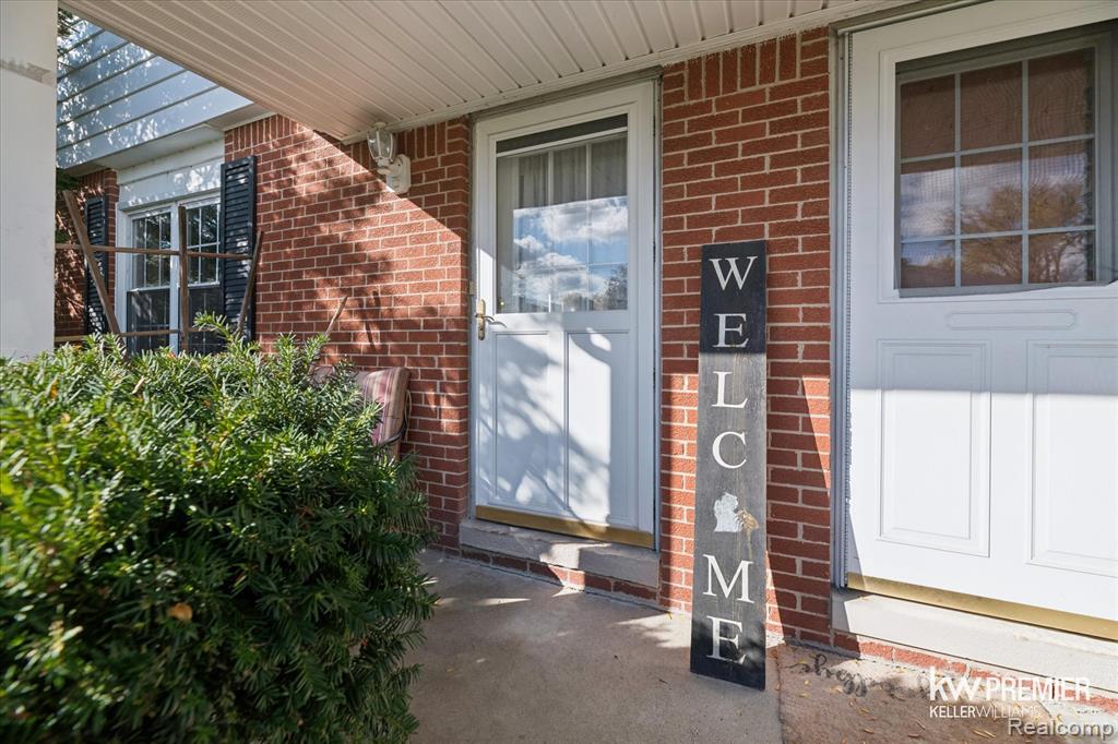 6689 Andersonville Road, Clarkston, MI — Photo 2