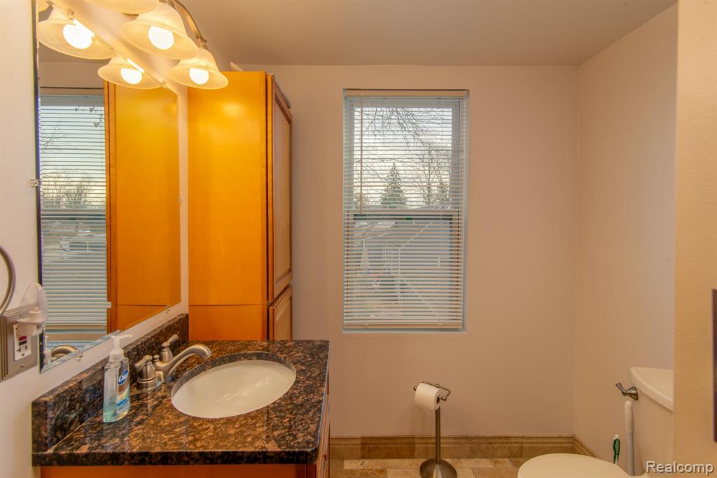 44850 ECORSE Road, Belleville, MI 48111 — Photo 21