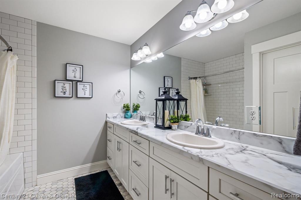 1306 Victoria Lane, Fenton, MI 48430 — Photo 47