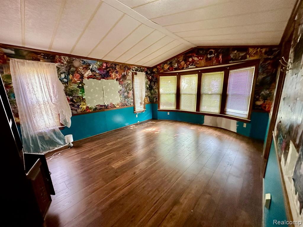 50104 AMBLESIDE, Shelby Twp, MI 48315 — Photo 16