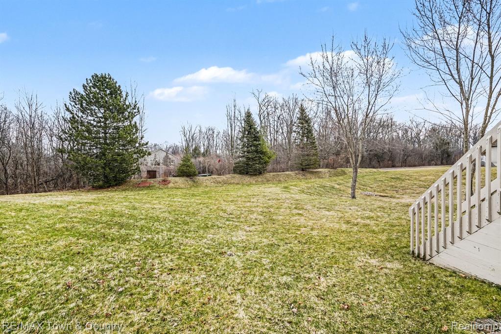 6462 Royal Club Drive, Flushing, MI 48433 — Photo 3