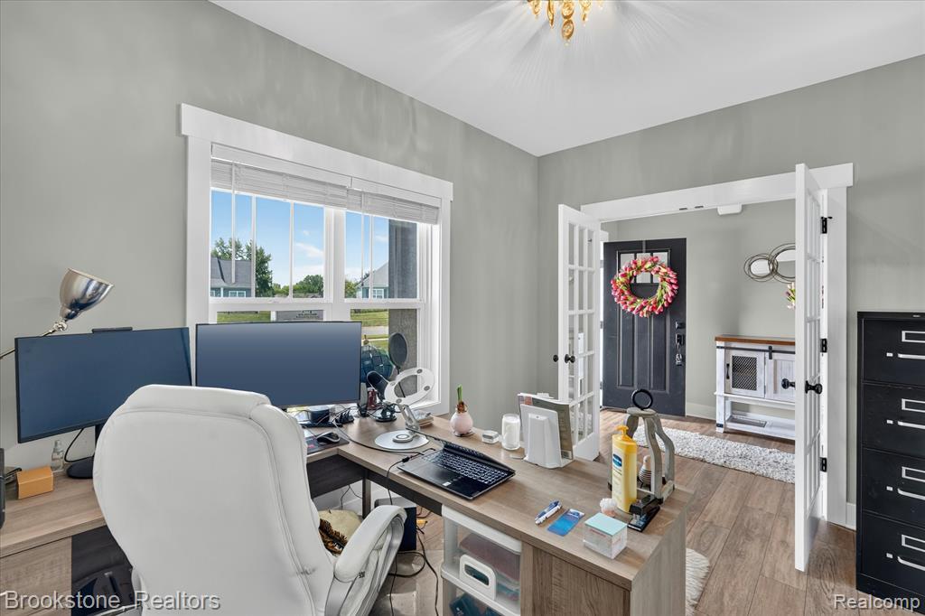 9830 Loretta Lane, South Lyon, MI 48178 — Photo 27