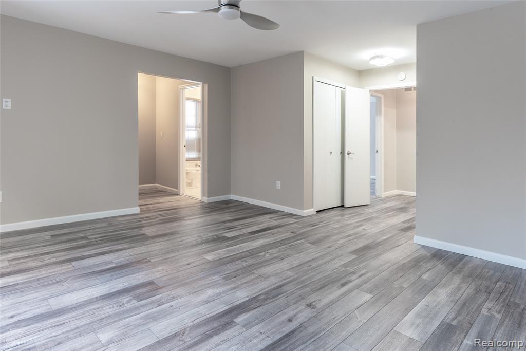 2677 Williamsburg Circle, Auburn Hills, MI 48326 — Photo 19