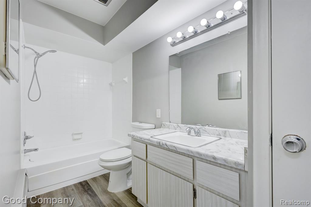 32075 Beaconsfield Street, 29, Roseville, MI 48066 — Photo 23