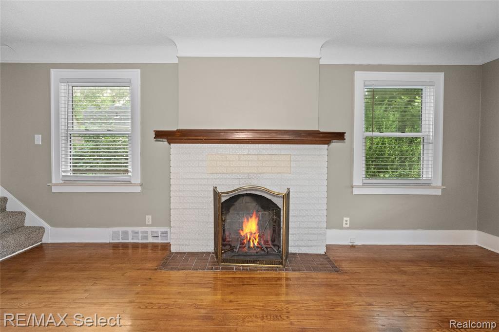 619 Frank Street, Flint, MI 48504 — Photo 12