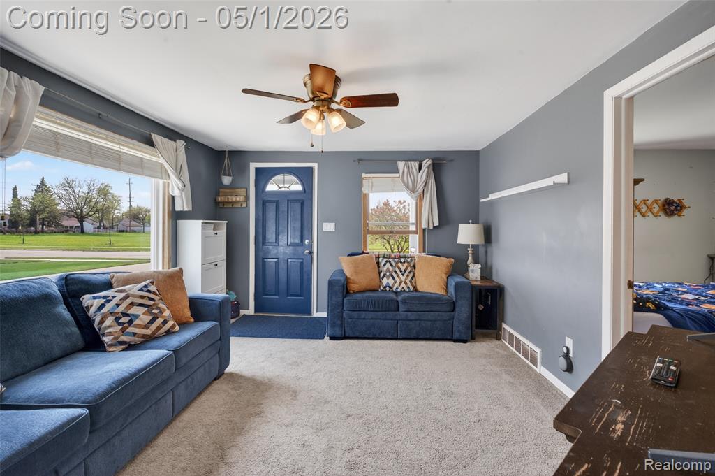 677 Lindbergh Street, Wyandotte, MI 48192 — Photo 23