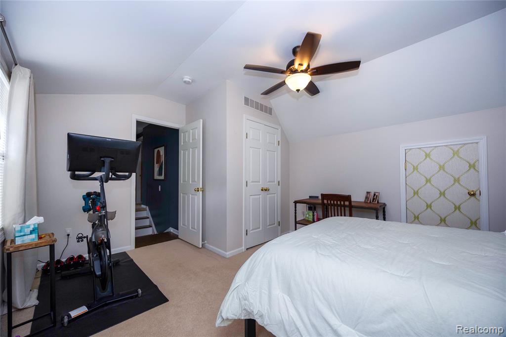 826 Larchlea Drive, Birmingham, MI 48009 — Photo 26