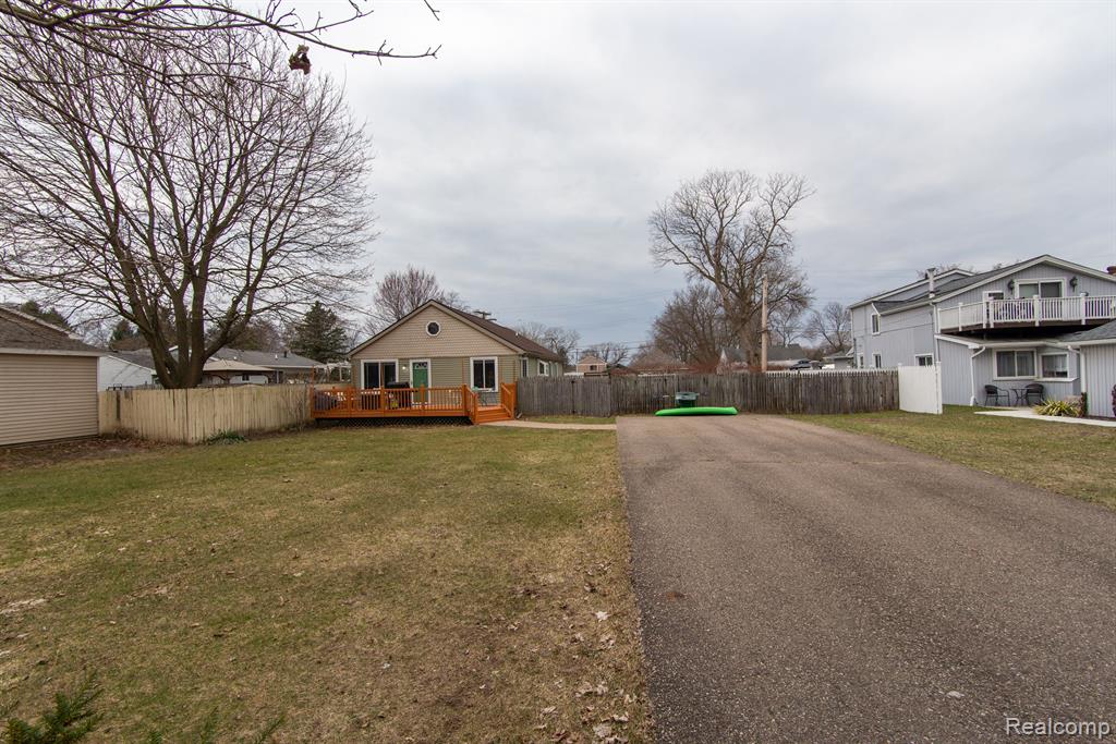 4619 JEROME Road, Clarkston, MI — Photo 25