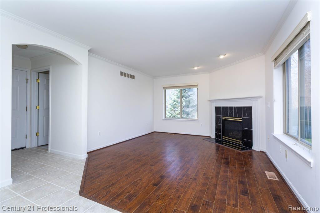 6173 ELARZ Drive, Troy, MI 48085 — Photo 15