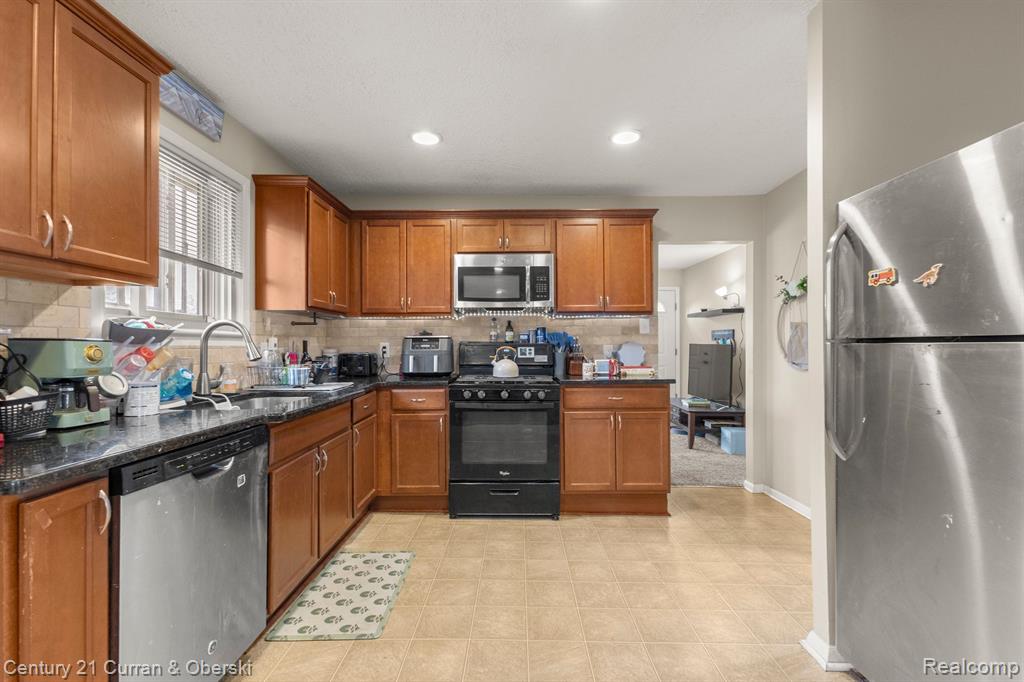 6325 CORDELL Street, Romulus, MI 48174 — Photo 6