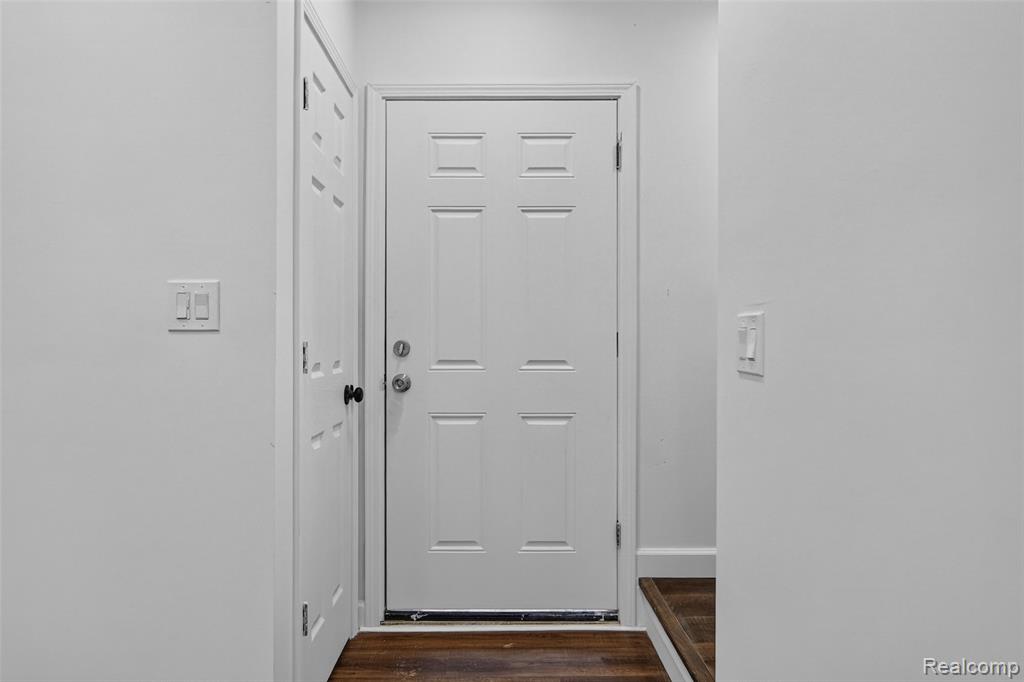 16883 Santa Rosa Drive, Detroit, MI 48221 — Photo 9