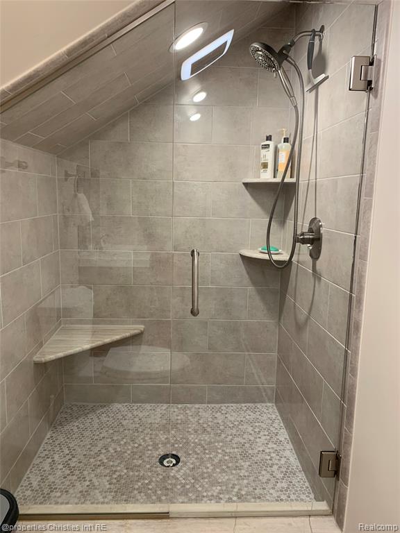 708 S Minerva Avenue, Royal Oak, MI 48067 — Photo 38