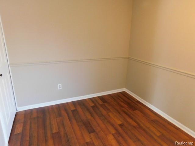 48576 SUGARBUSH Road, Chesterfield, MI 48047 — Photo 9