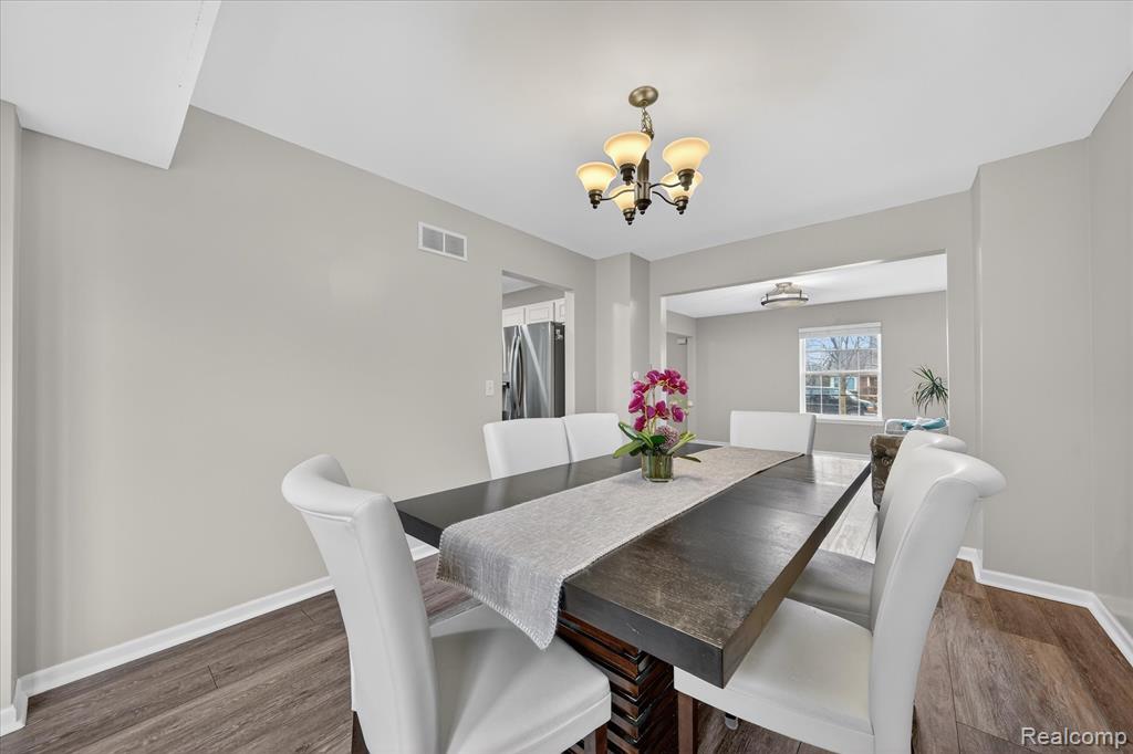 1029 White Trail, Wixom, MI 48393 — Photo 10